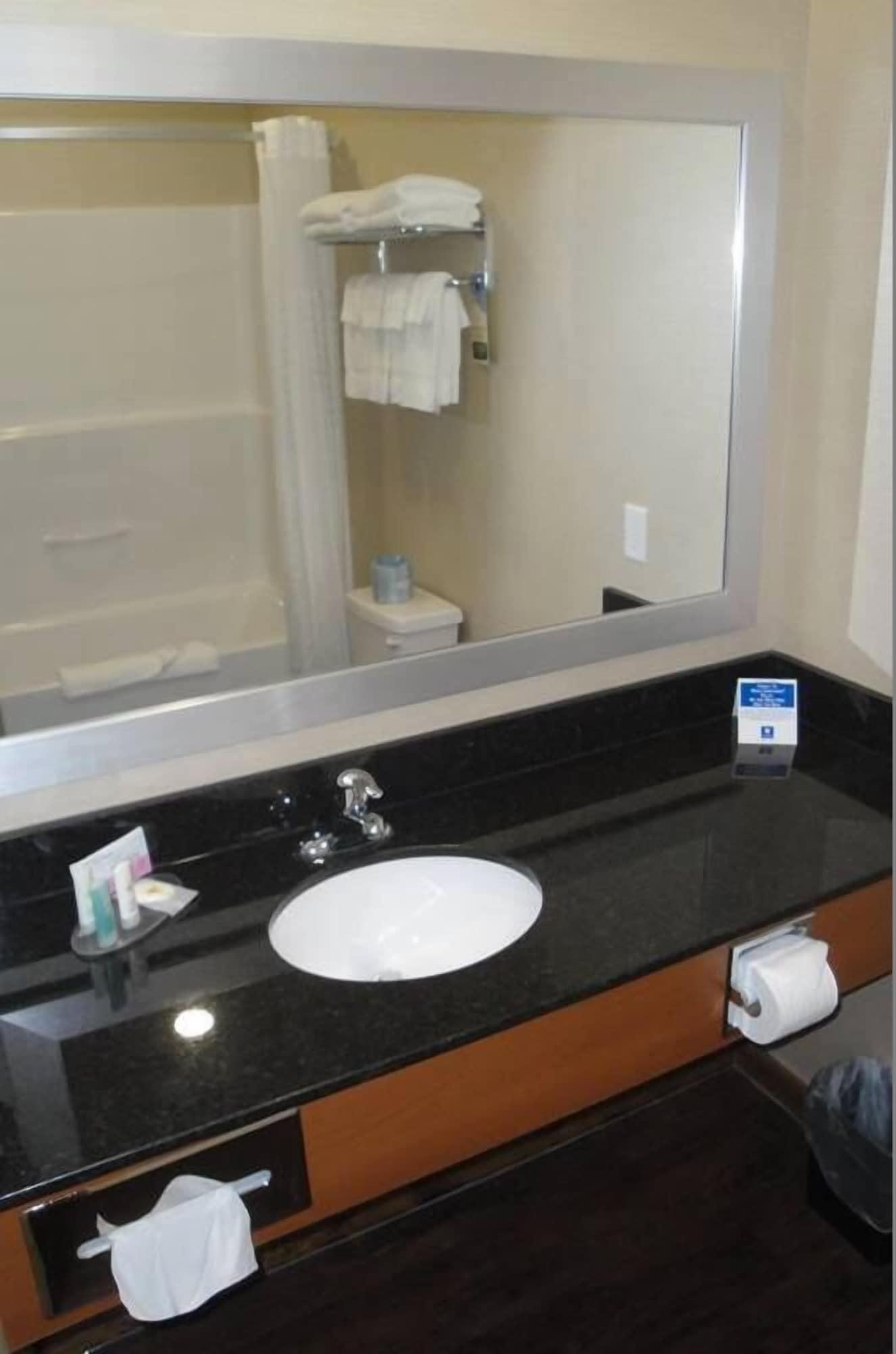 Comfort Inn & Suites Bonnyville Exteriér fotografie